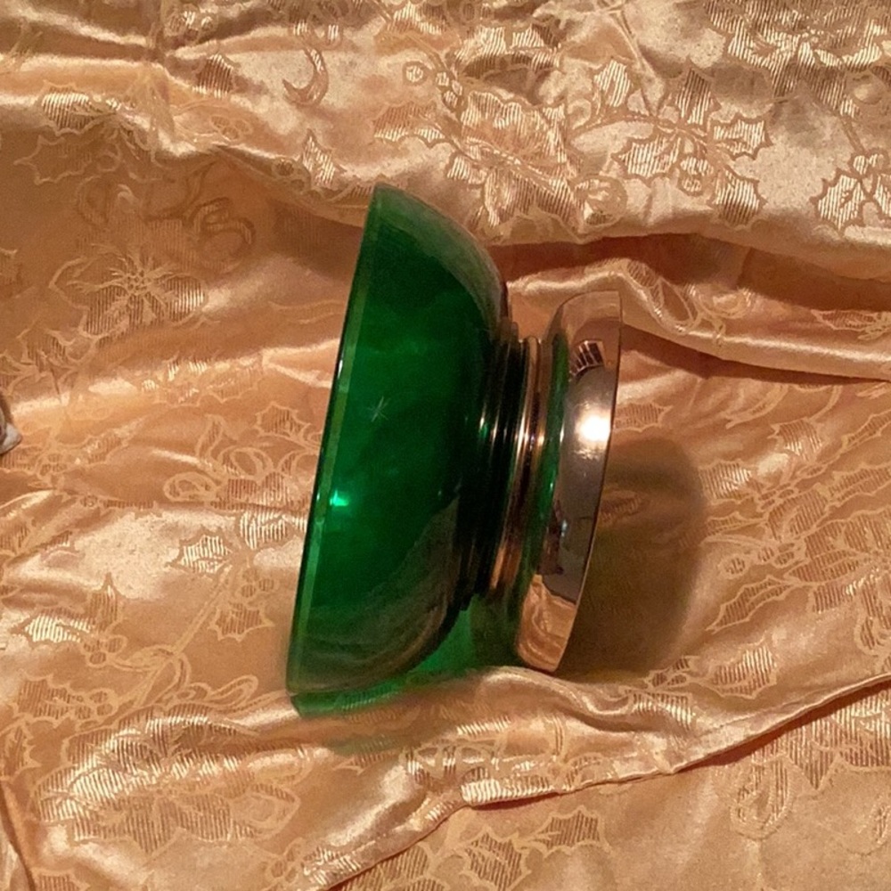 ⚜️ EMERALD GREEN GLASS  w/ Etched STARS GOLD PEDESTAL BASE EVC SERVICE BOWL VTG - Picture 2 of 16